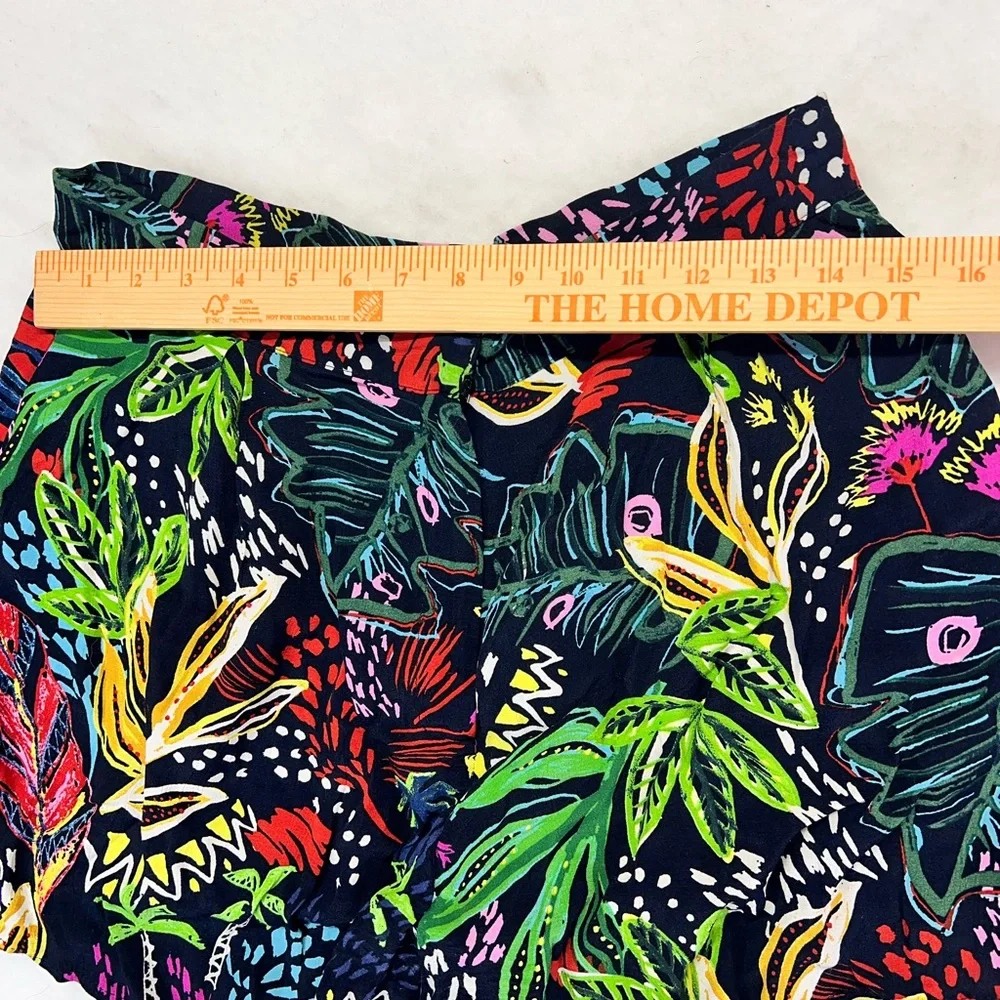 Top shop high waisted floral shorts‎ ,Size 8